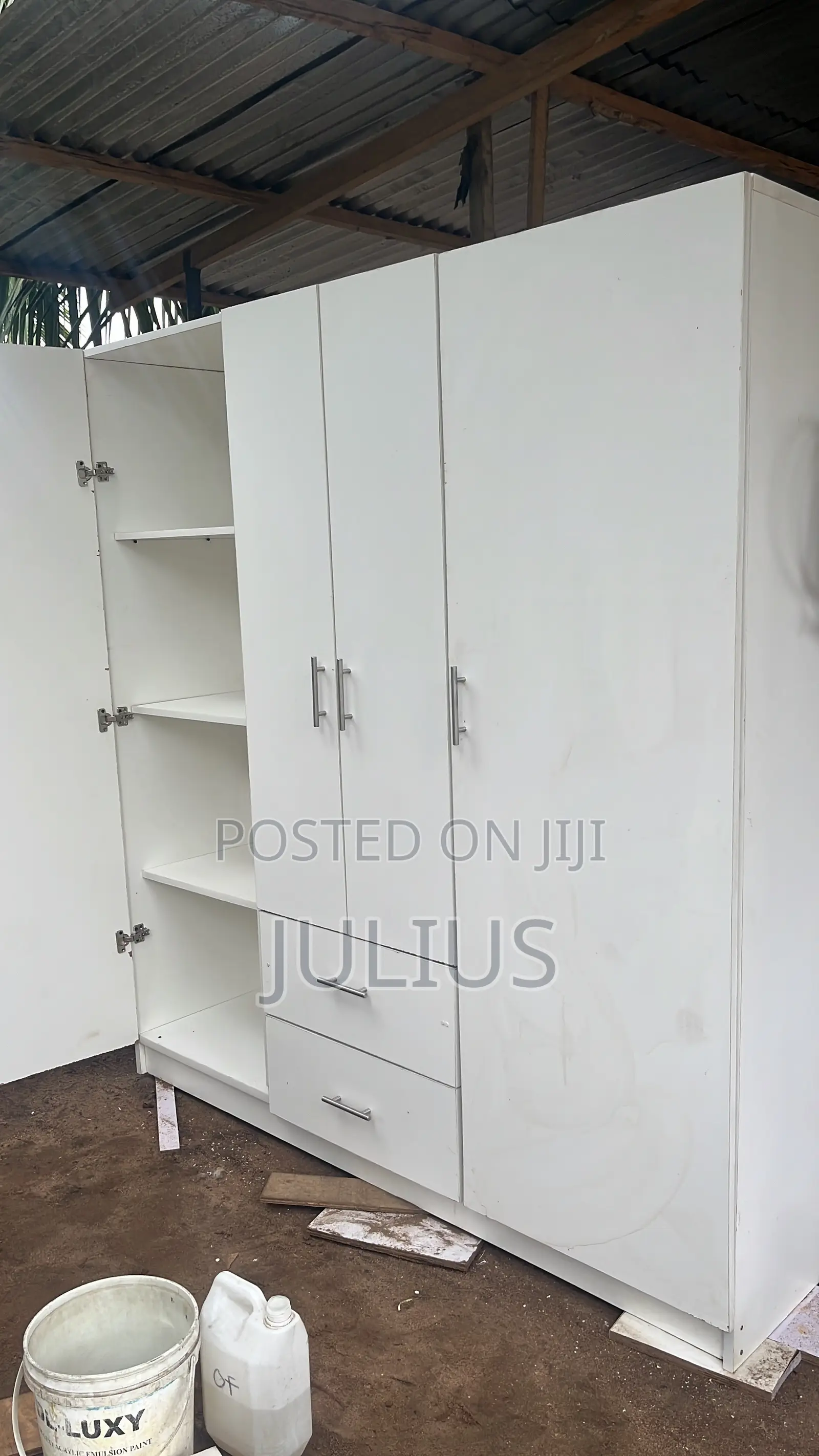 Laminated Wardrobe