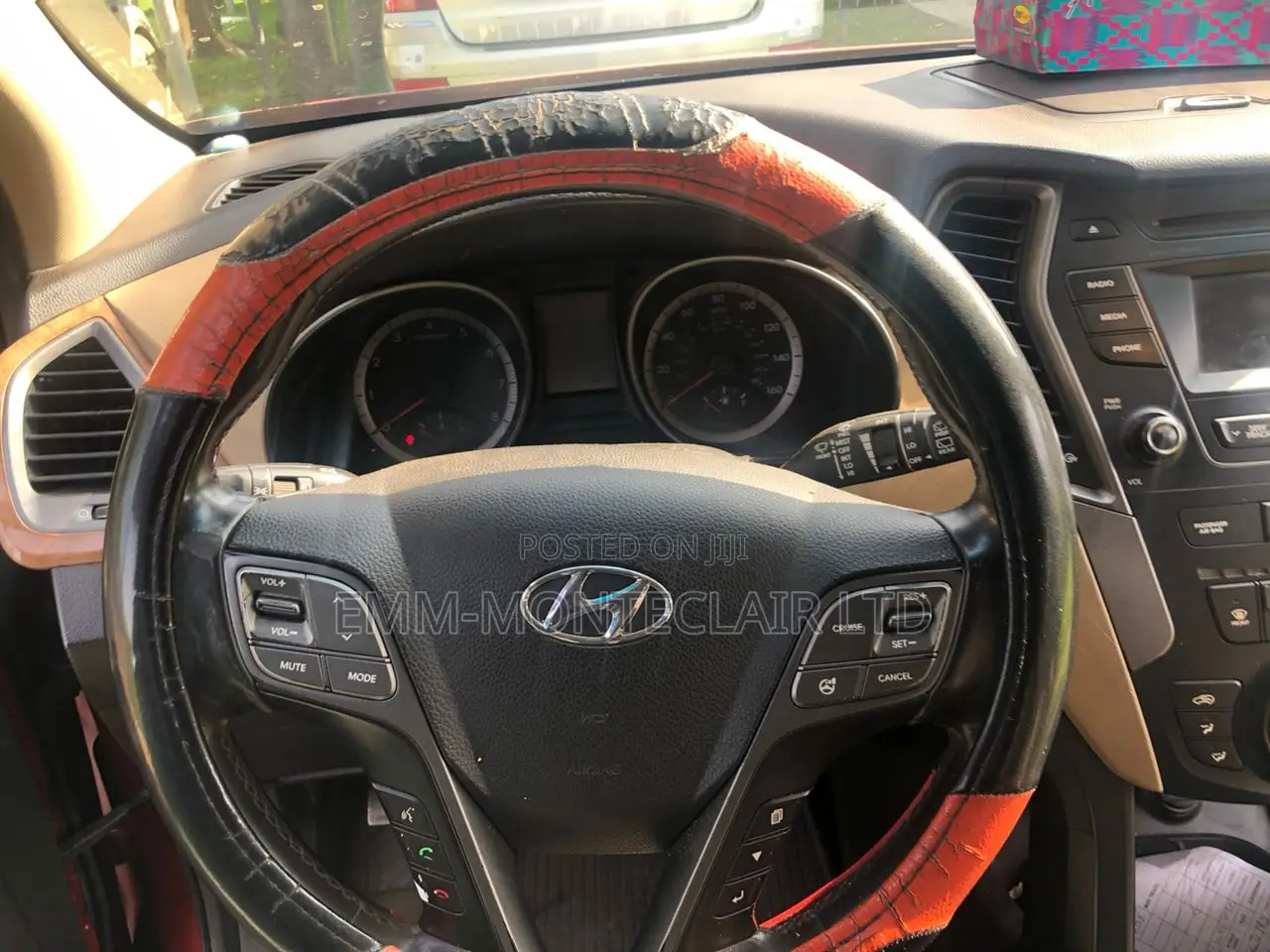 Hyundai Santa Fe 2015 Red