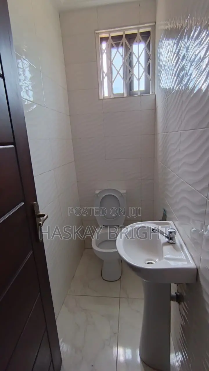 Roadside Double Shop With Office Space for Rent at Achimota Neoplan