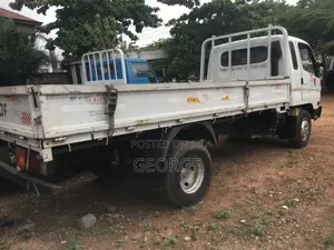 Hyundai Mighty 2 Double Cabin