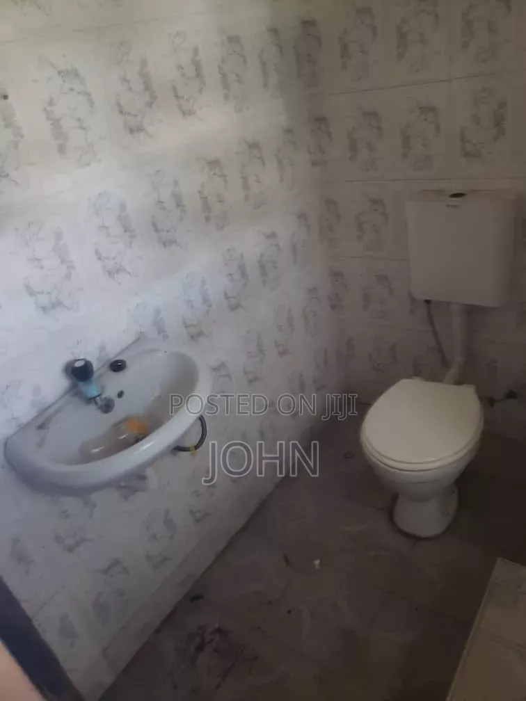 2bdrm Apartment in Survivorestates, West Hills Mall Area for rent