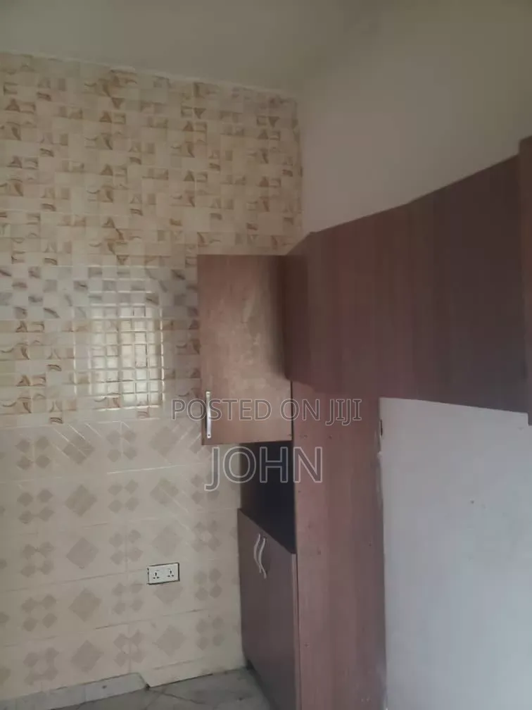 2bdrm Apartment in Survivorestates, West Hills Mall Area for rent