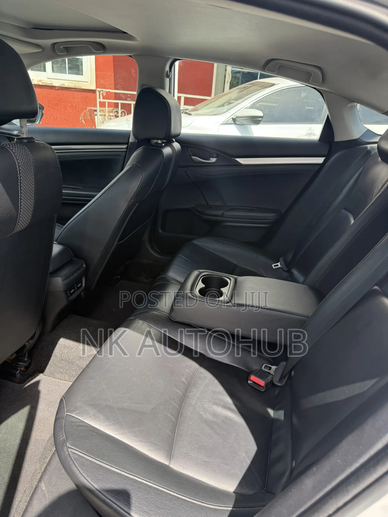 Honda Civic Touring Sedan 2019 White