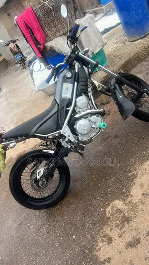 Yamaha 2013 Black