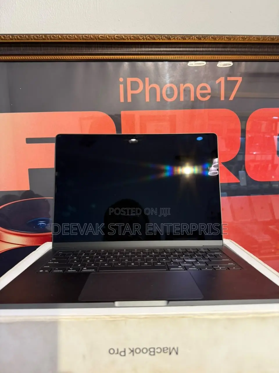 New Laptop Apple MacBook Pro 2025 M5 16GB Apple M5 SSD 512GB