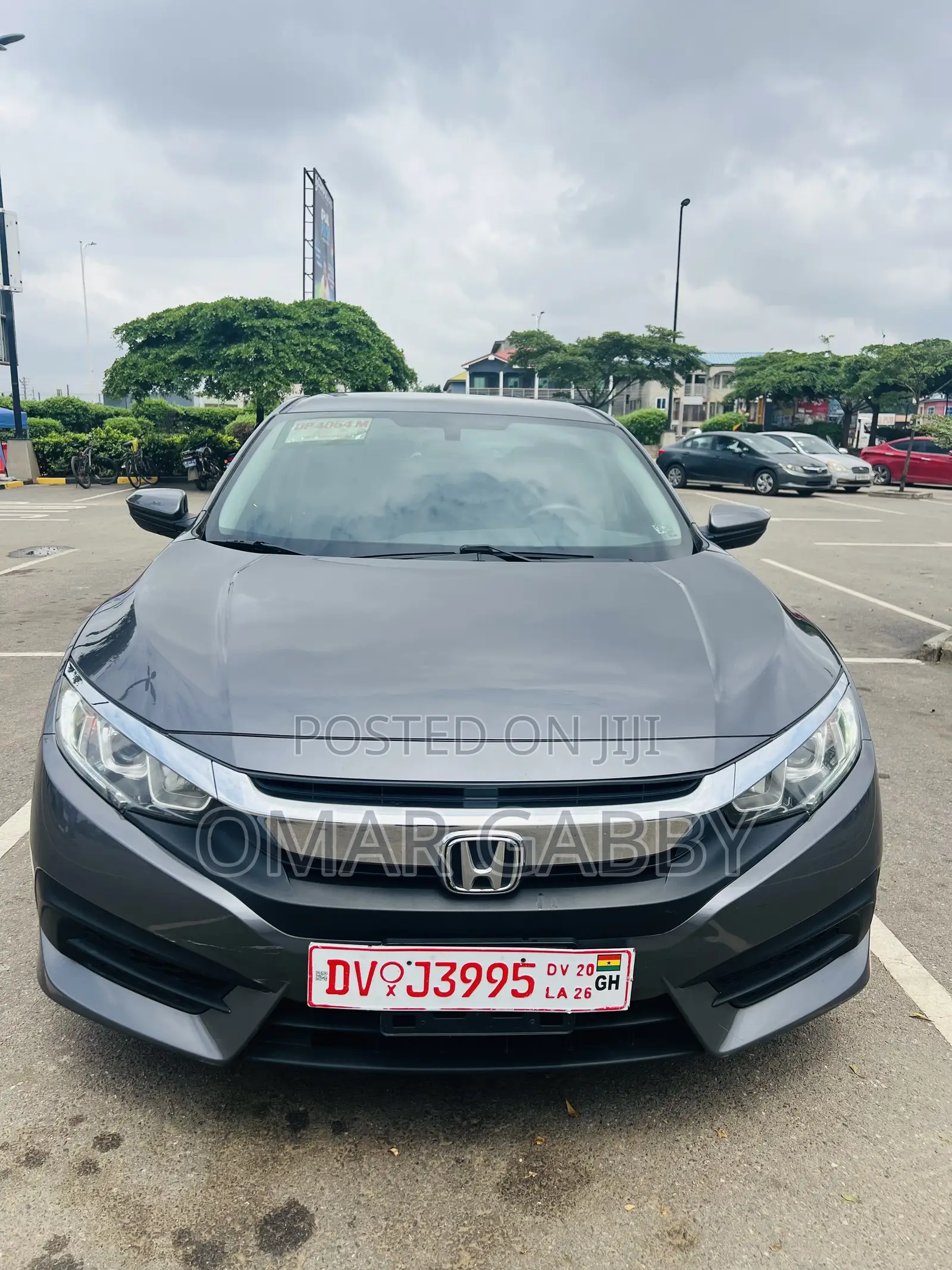 Honda Civic LX 4dr Sedan (2.0L 4cyl) 2017 Gray