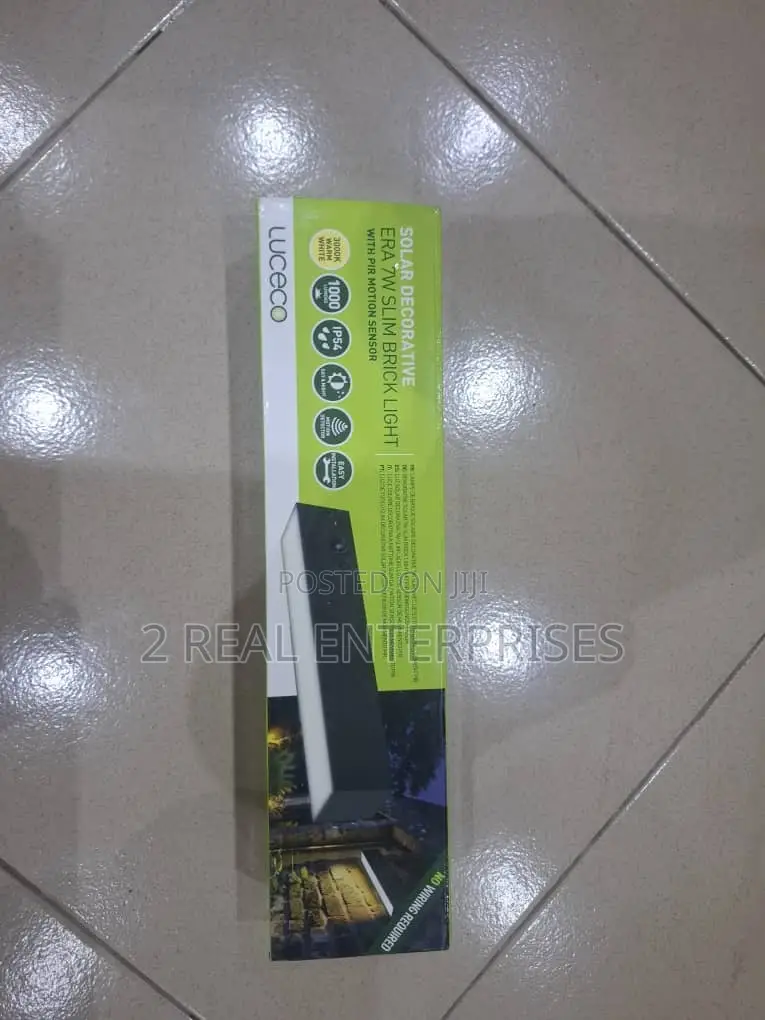 Luceco Solar Guardian Wall Light With Pir Motion Sensor