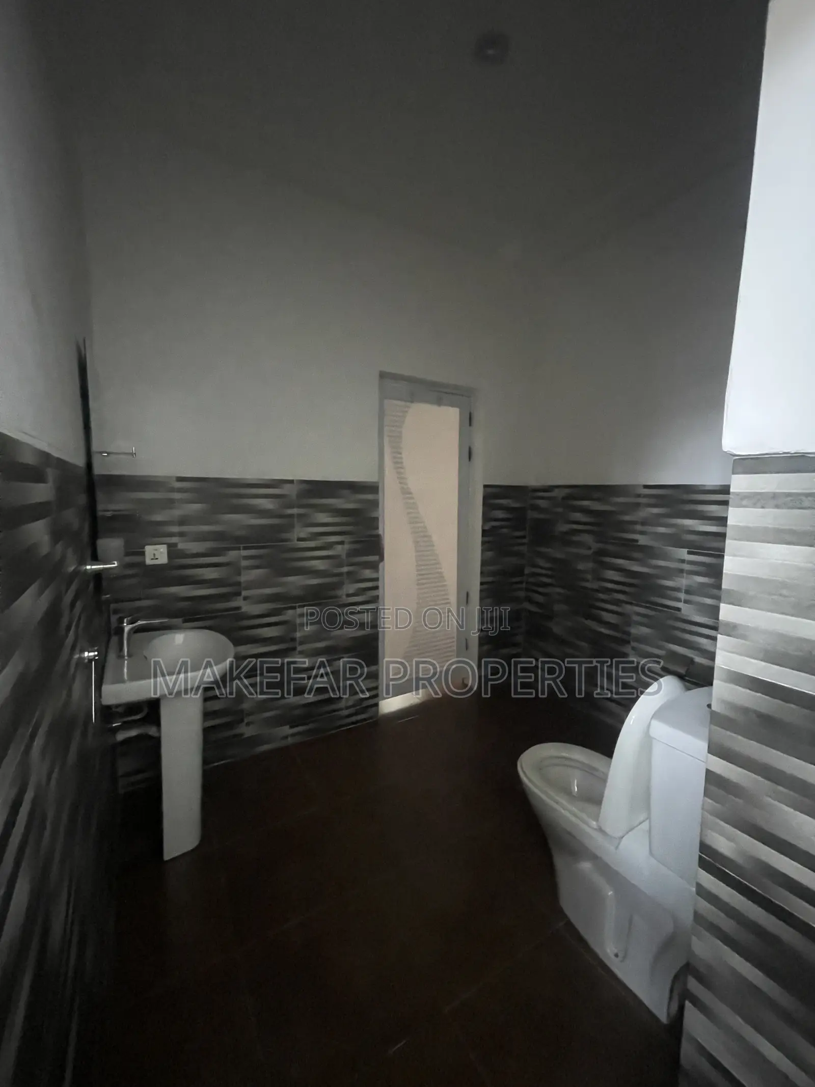 4bdrm House in East Legon for rent