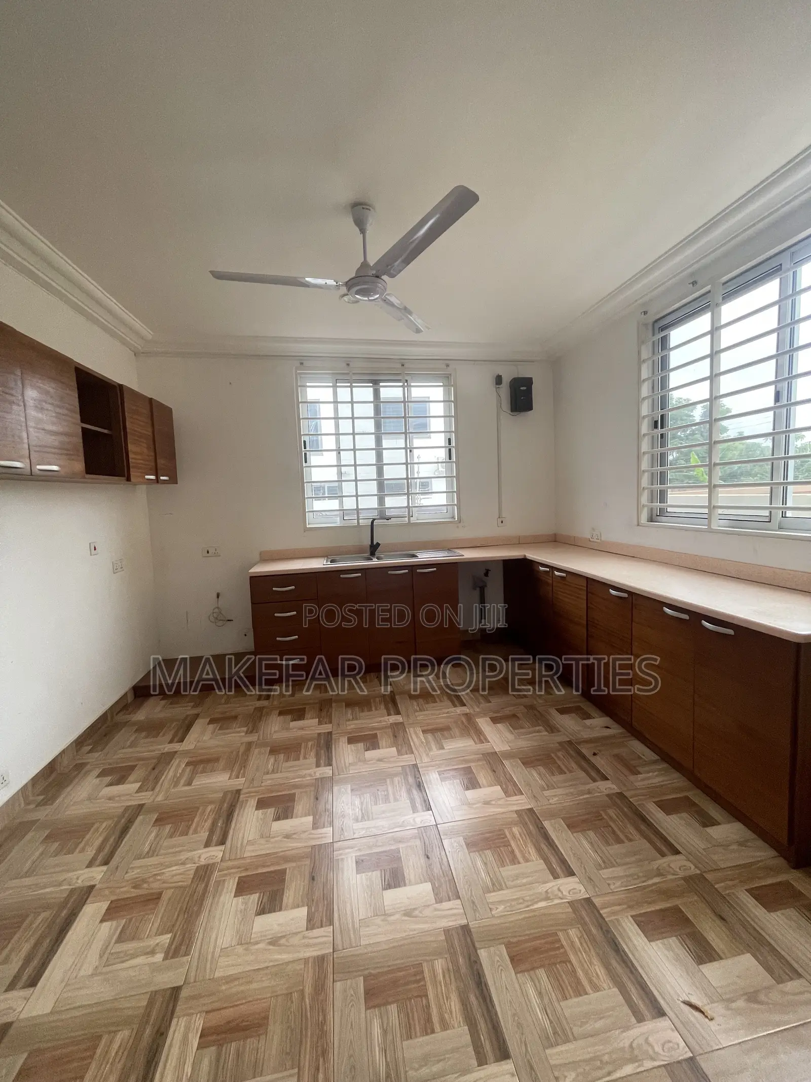 4bdrm House in East Legon for rent