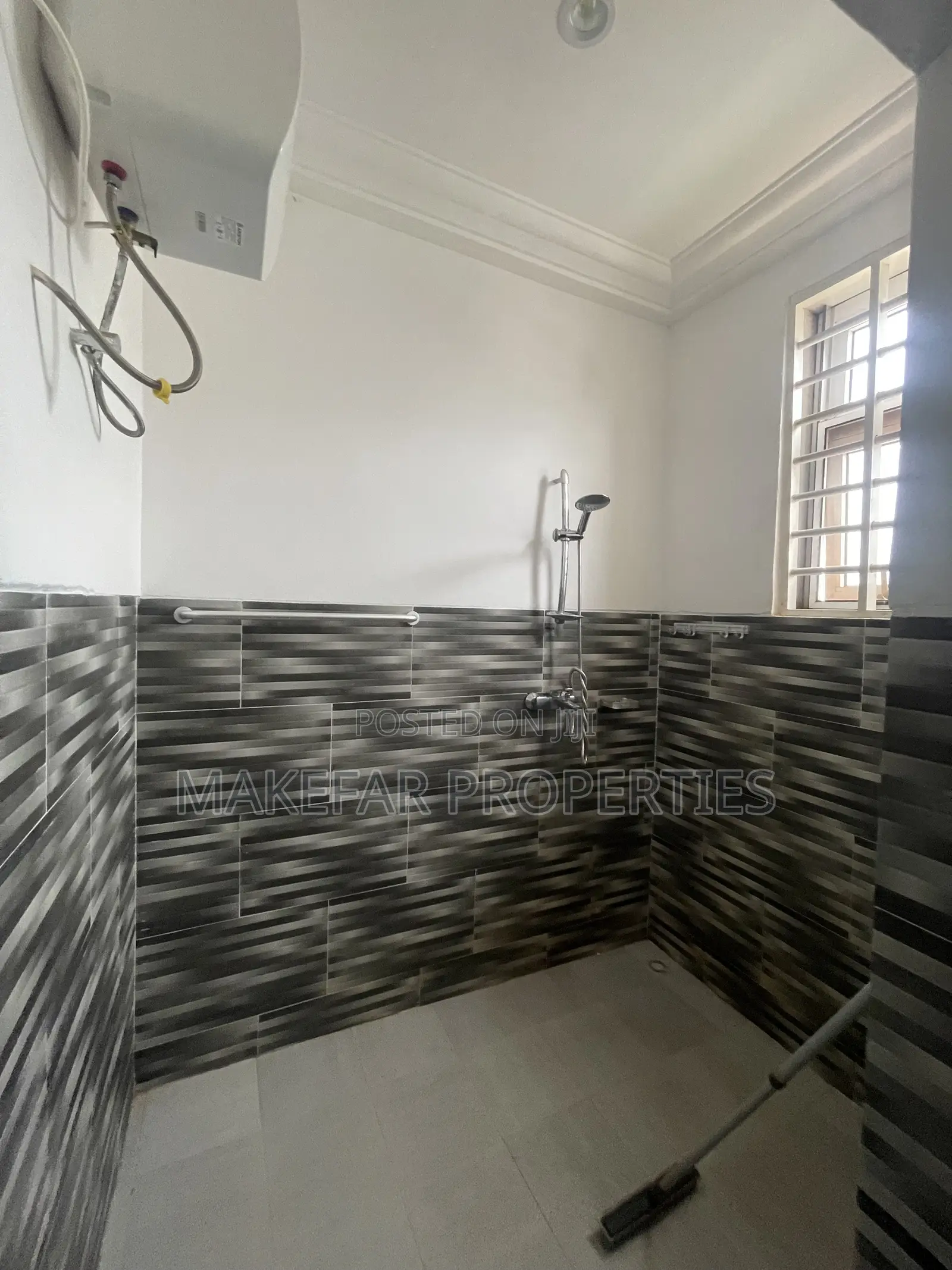 4bdrm House in East Legon for rent