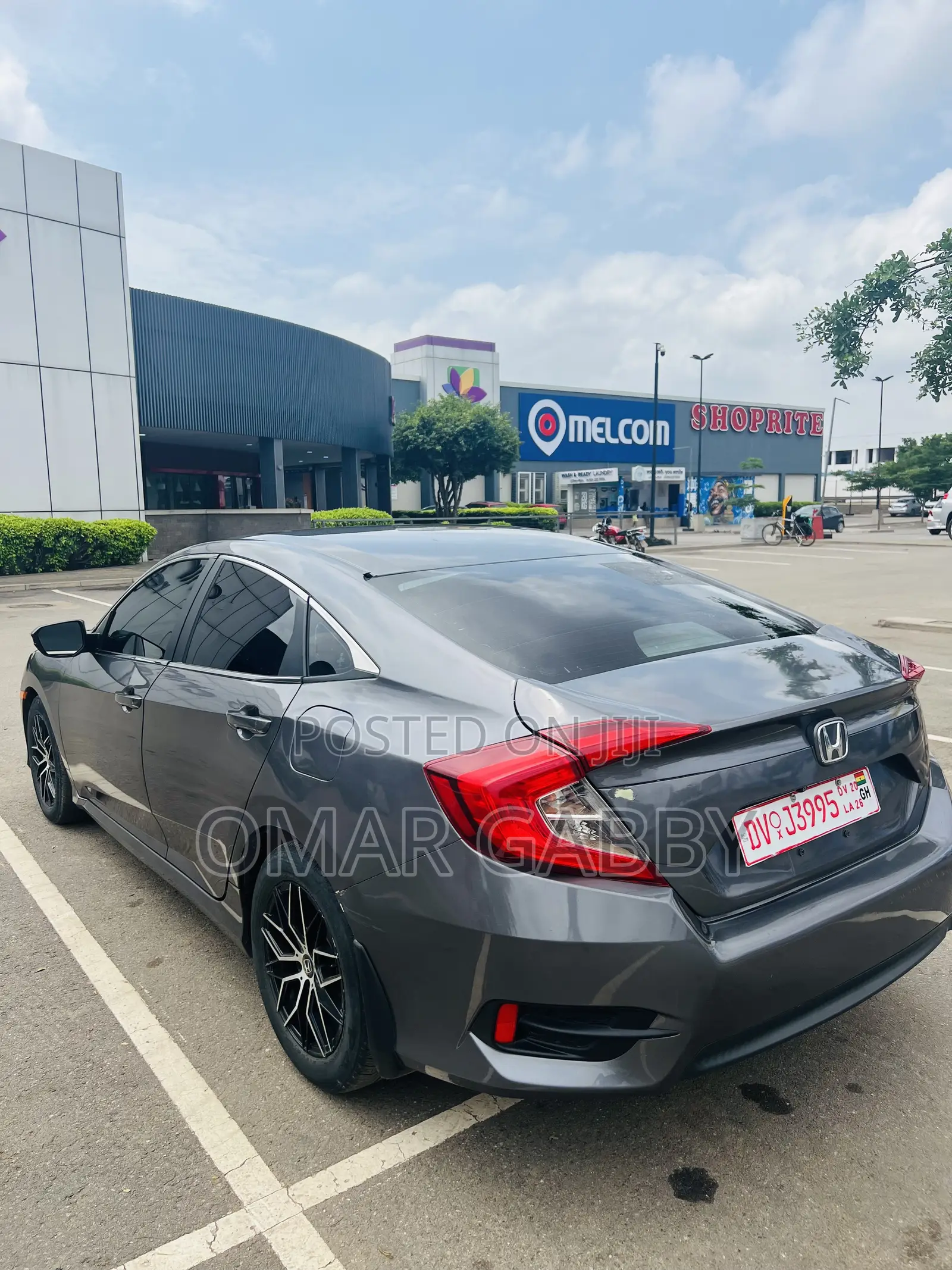 Honda Civic LX 4dr Sedan (2.0L 4cyl) 2017 Gray