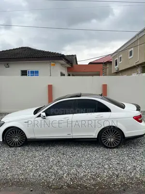 Mercedes-Benz C250 2014 White