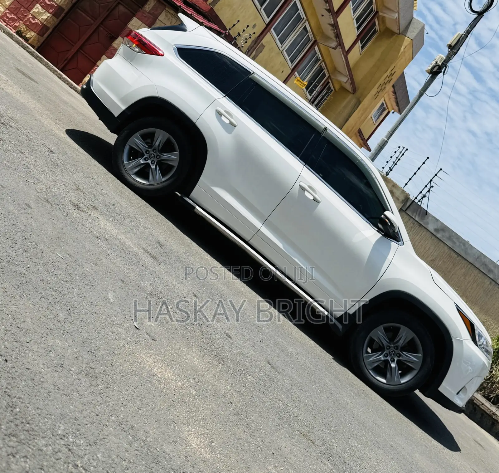 Toyota Highlander XLE 2019 White