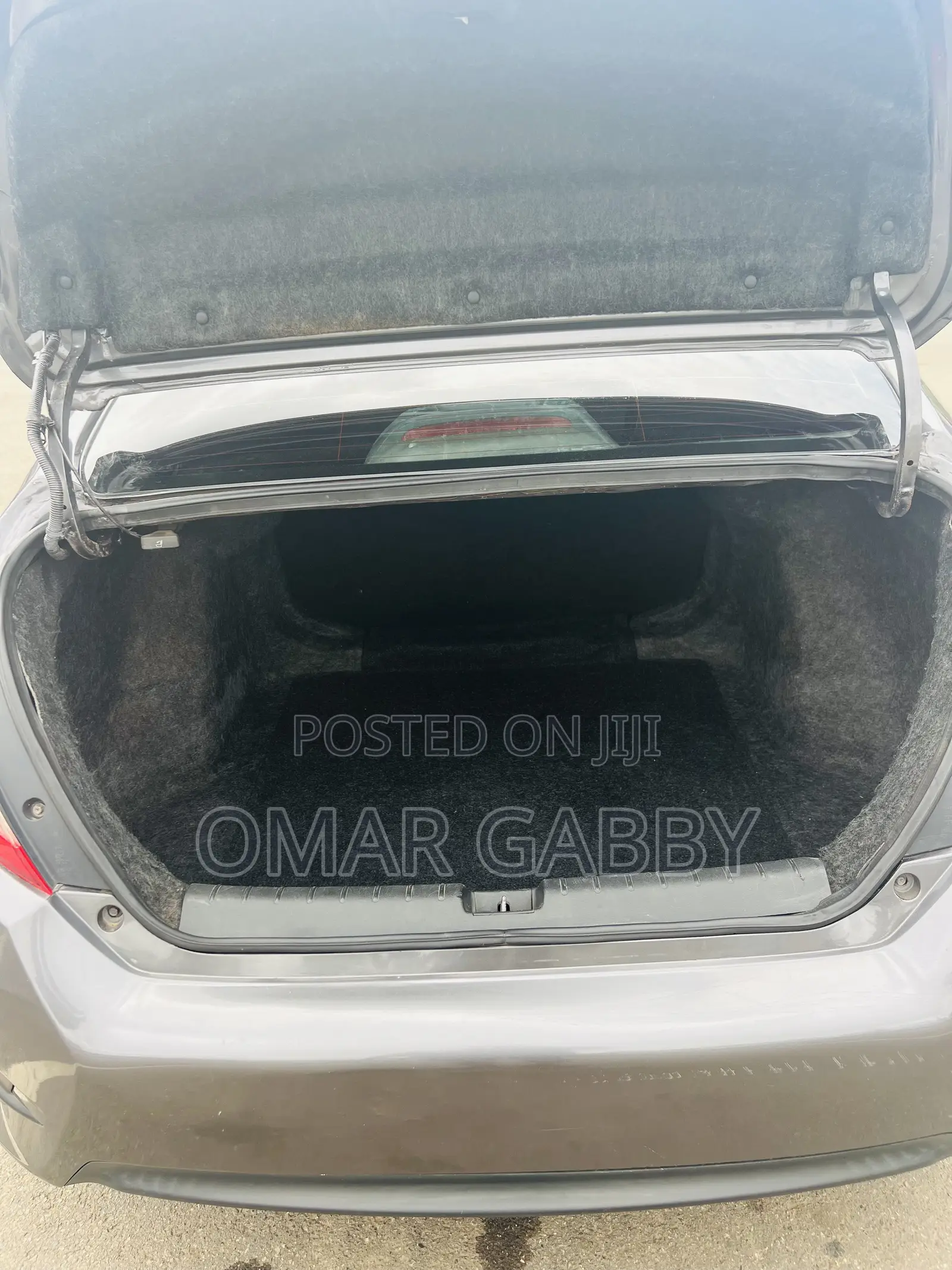 Honda Civic LX 4dr Sedan (2.0L 4cyl) 2017 Gray