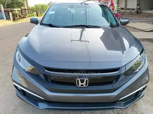 Honda Civic EX-L Hatchback 2020 Gray