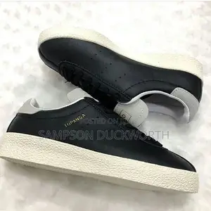 Adidas Topanga Black + Gum Sole