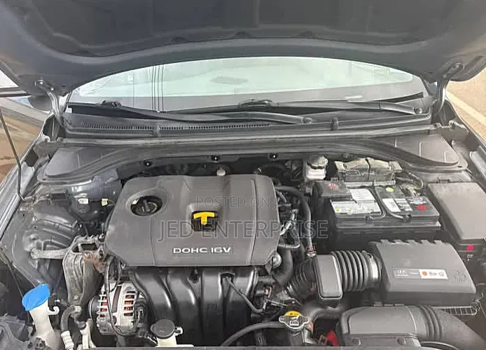 Hyundai Elantra 2017 Black