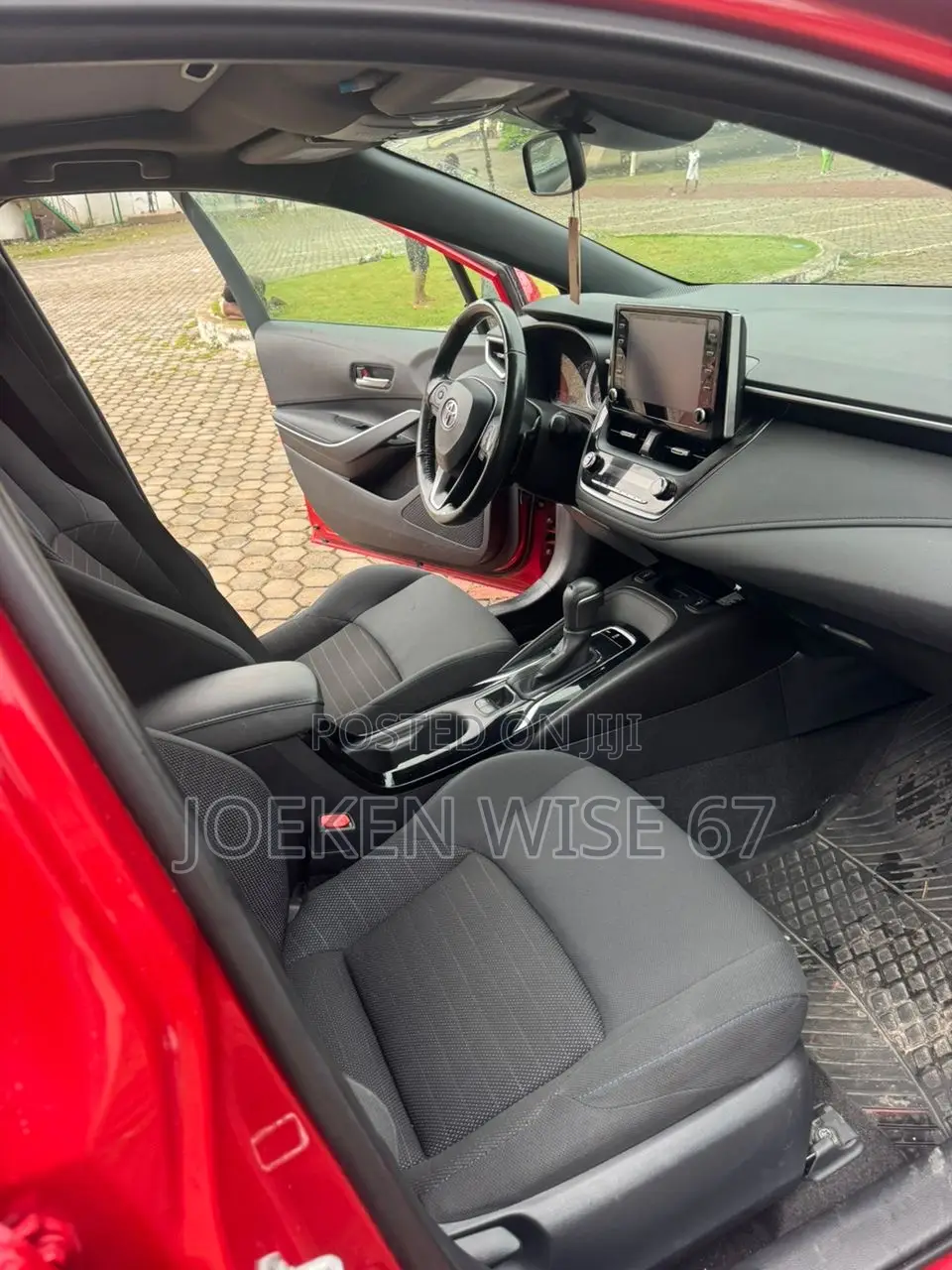 Toyota Corolla SE 2020 Red
