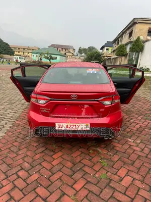 Toyota Corolla SE 2020 Red