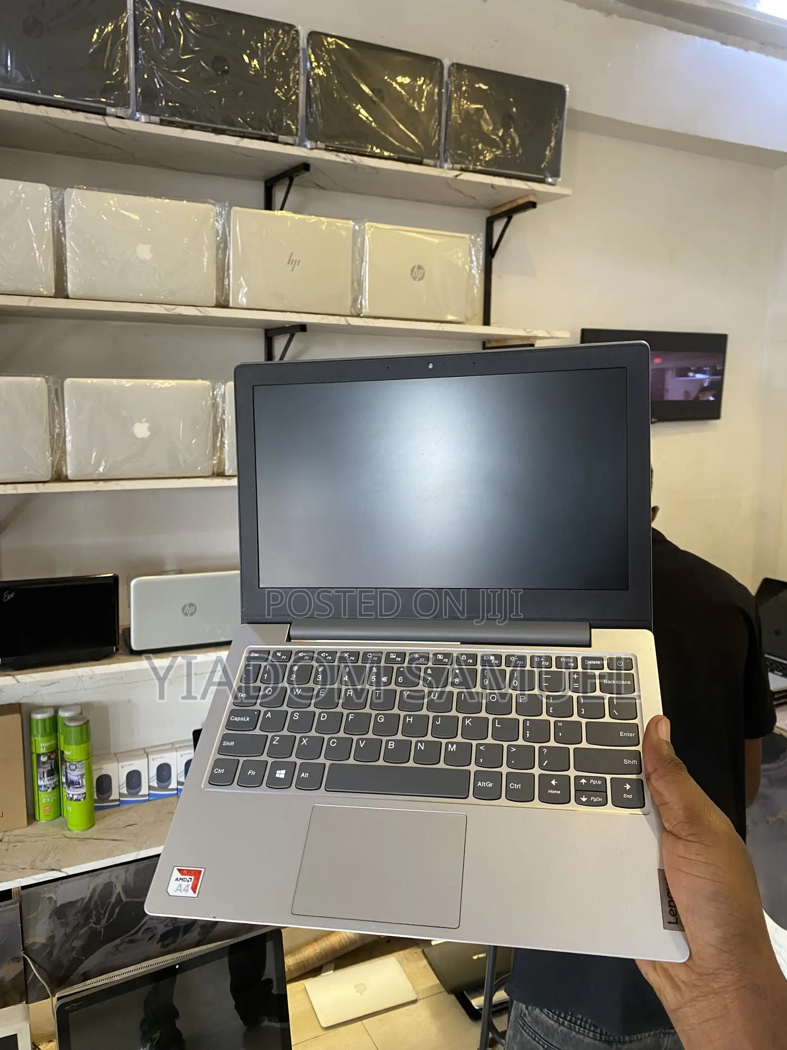 Laptop Lenovo IdeaPad 1 4GB AMD SSD 128GB