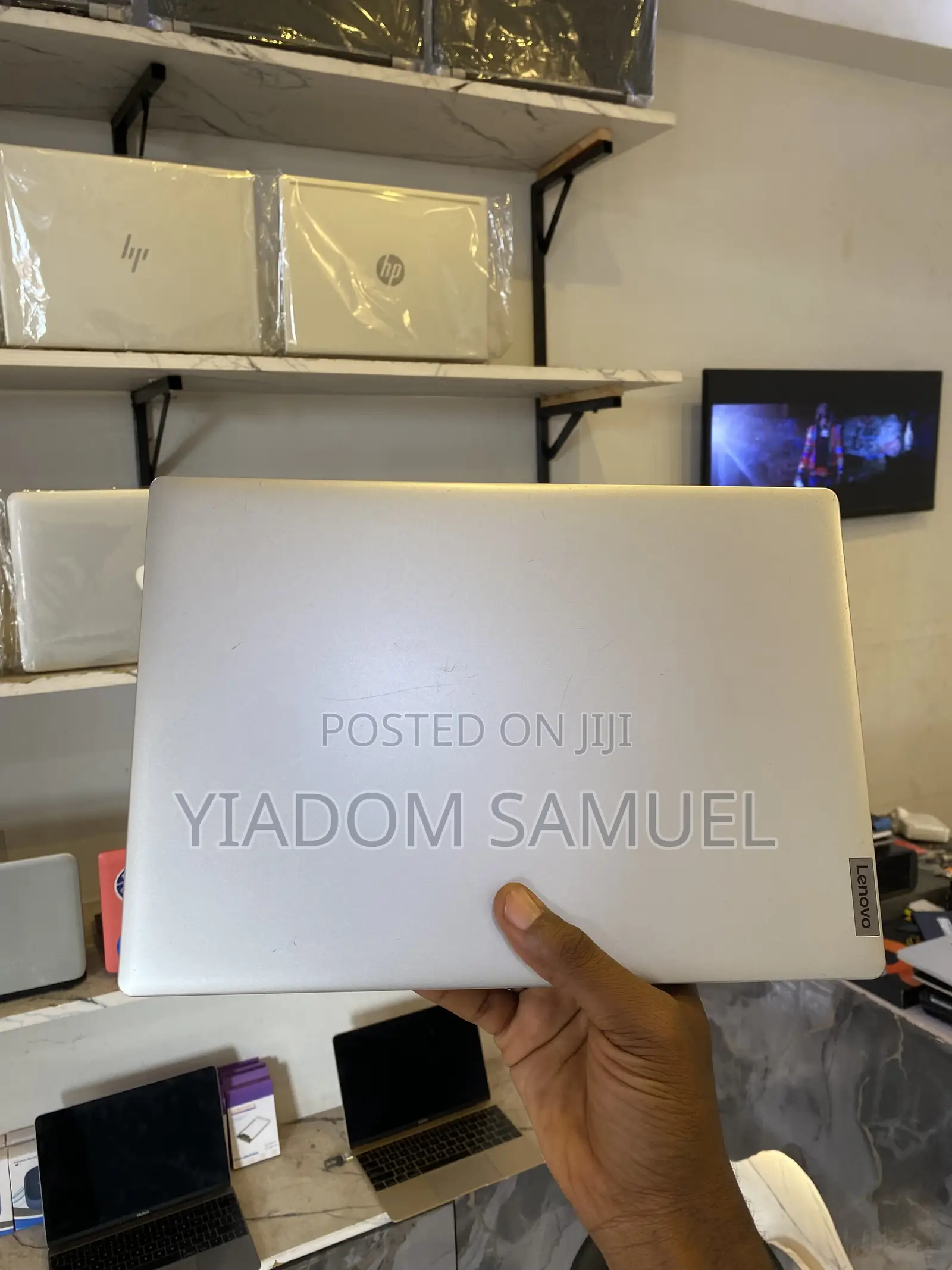Laptop Lenovo IdeaPad 1 4GB AMD SSD 128GB