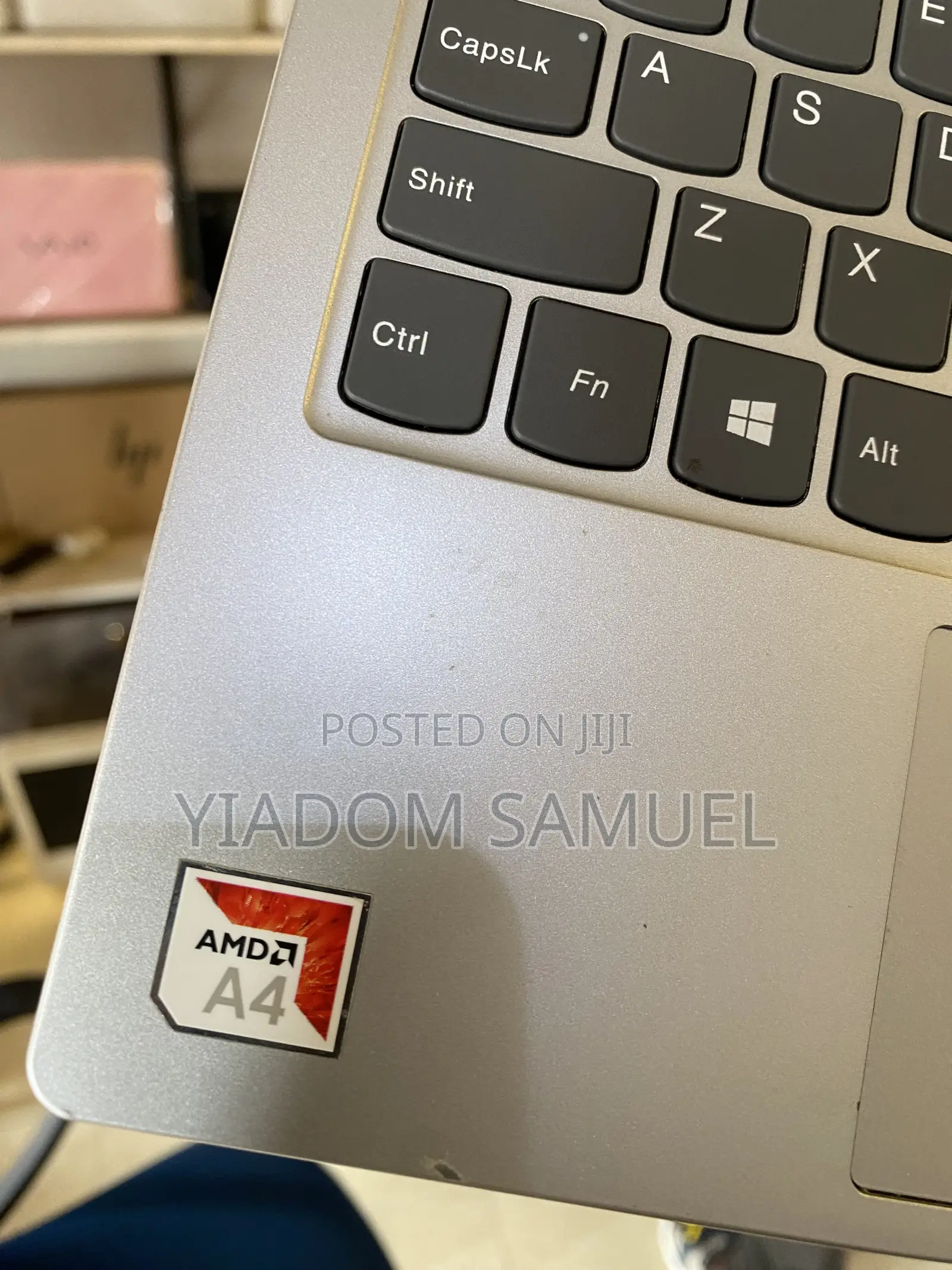 Laptop Lenovo IdeaPad 1 4GB AMD SSD 128GB