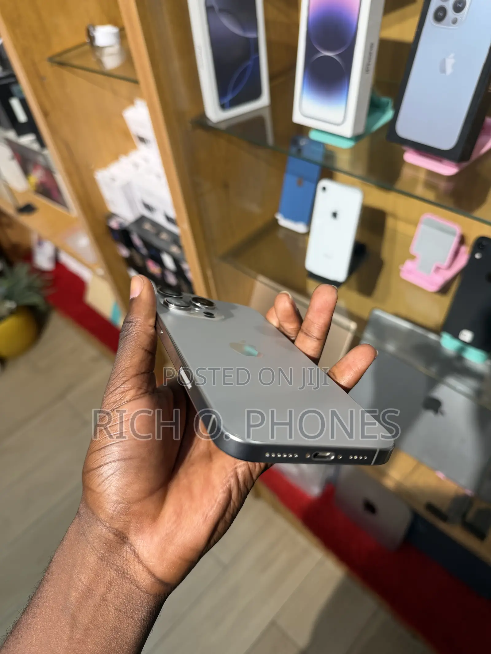 Apple iPhone 16 Pro Max 256 GB Gray