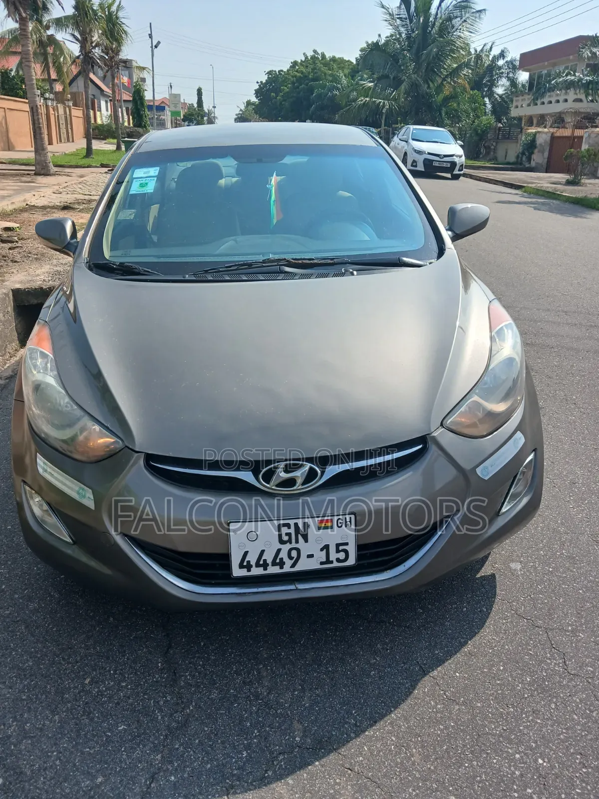 Hyundai Elantra GLS Sedan FWD (1.8L 4cyl 6M) 2013 Gray