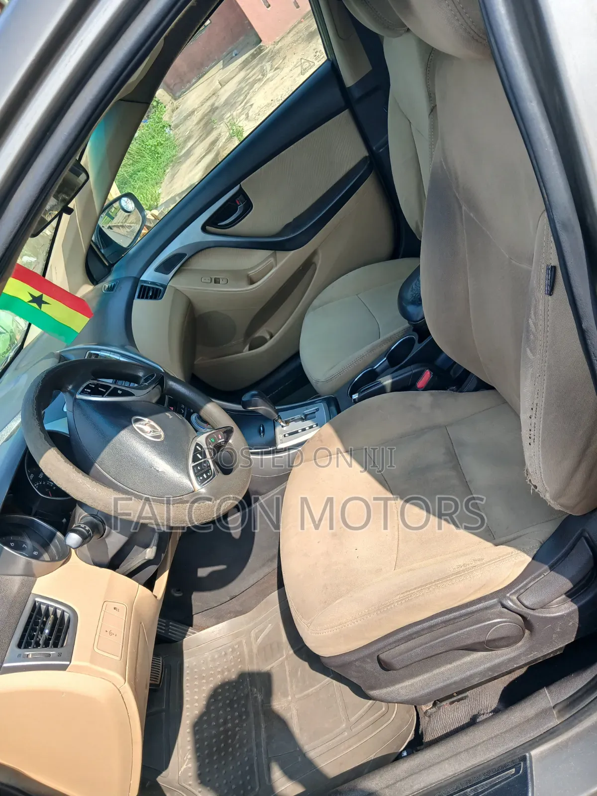Hyundai Elantra GLS Sedan FWD (1.8L 4cyl 6M) 2013 Gray