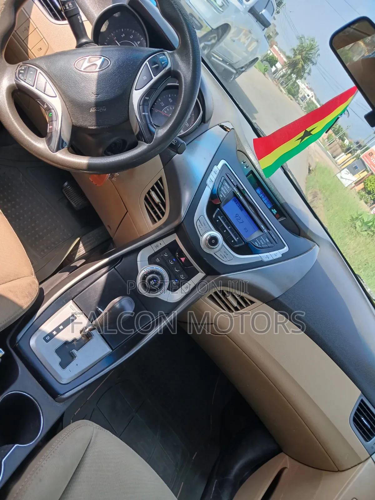 Hyundai Elantra GLS Sedan FWD (1.8L 4cyl 6M) 2013 Gray