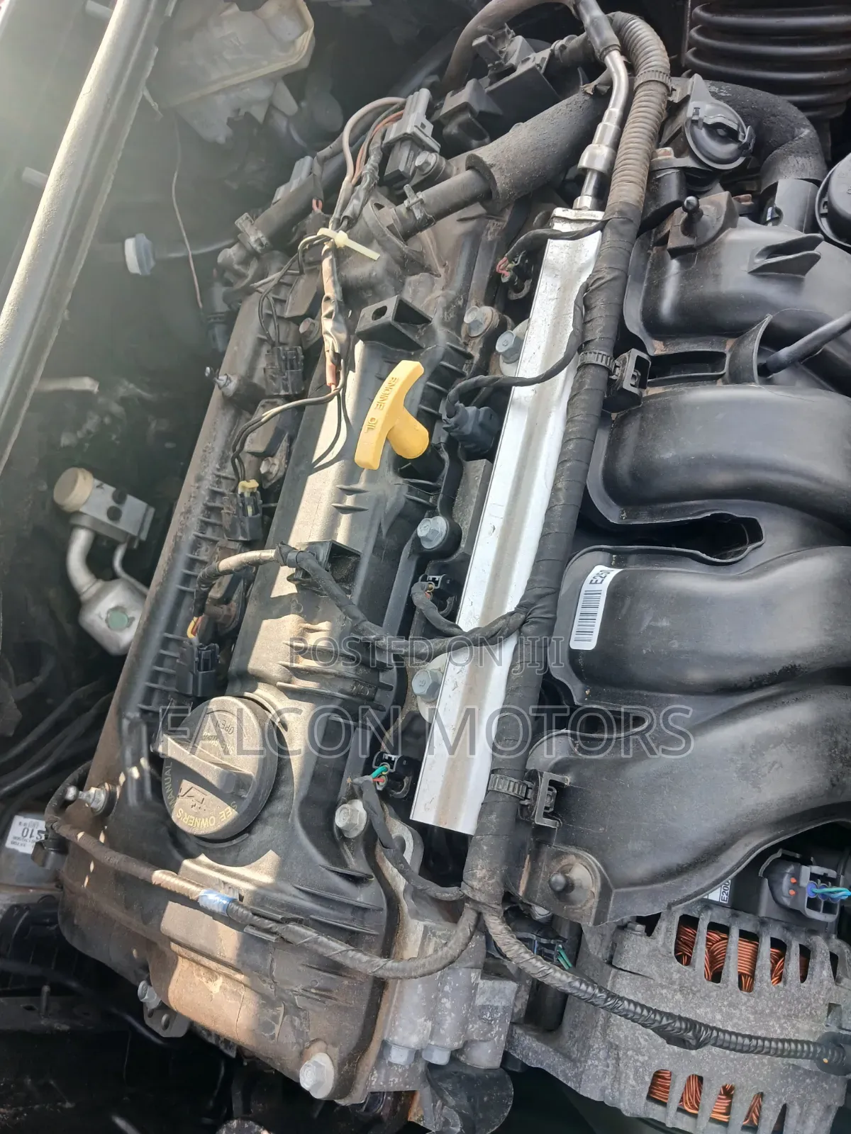 Hyundai Elantra GLS Sedan FWD (1.8L 4cyl 6M) 2013 Gray