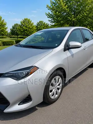 Toyota Corolla LE Eco (1.8L 4cyl 2A) 2018 Gray