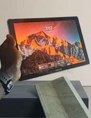 Laptop Samsung Galaxy Book 2 4GB Intel Core i5 eMMC 128GB