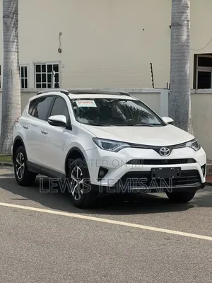 Toyota RAV4 2018 White