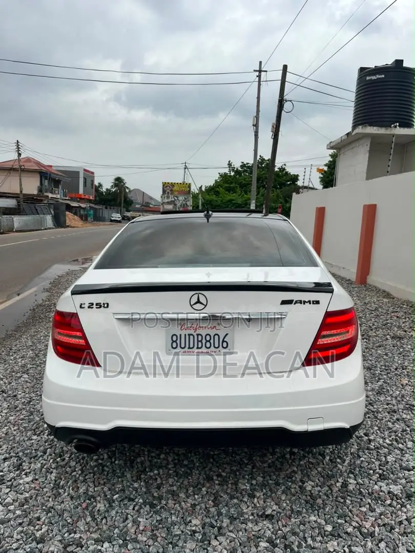 Mercedes-Benz C250 2015 White