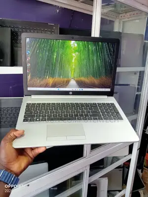 Laptop HP 250 G7 8GB Intel Core i7 SSD 256GB