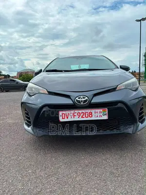 Toyota Corolla 2017 Silver