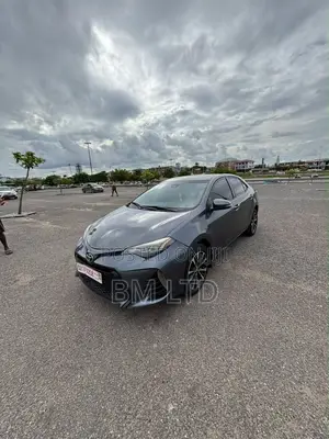 Toyota Corolla 2017 Silver