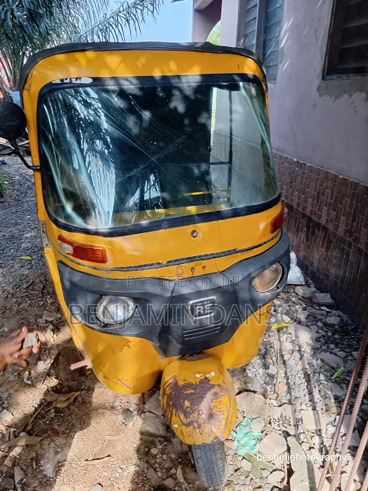 Bajaj RE 2018 Yellow