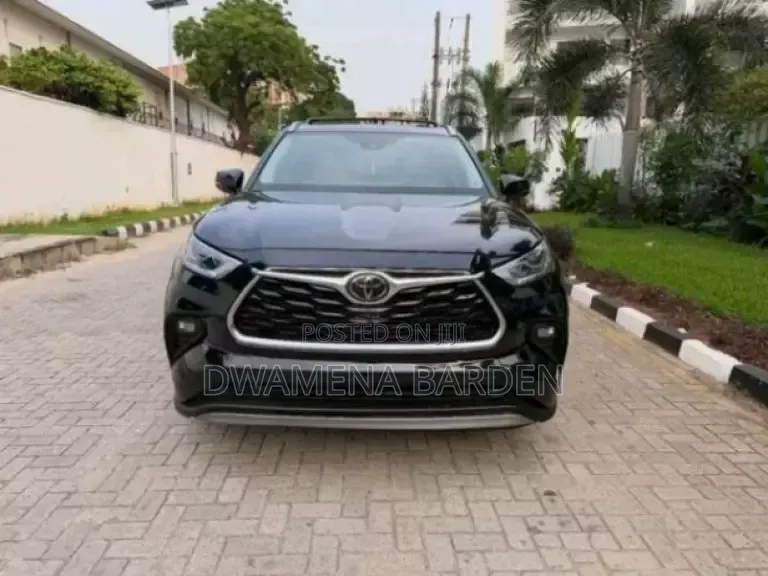 Toyota Highlander L 2021 Black