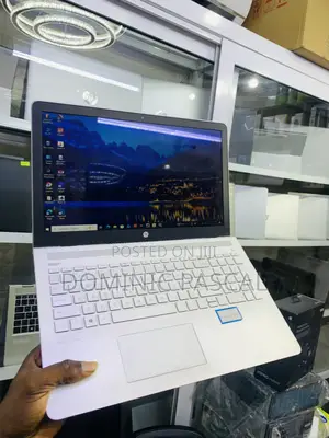 Laptop HP Pavilion 15 8GB AMD Ryzen 7 SSD 256GB