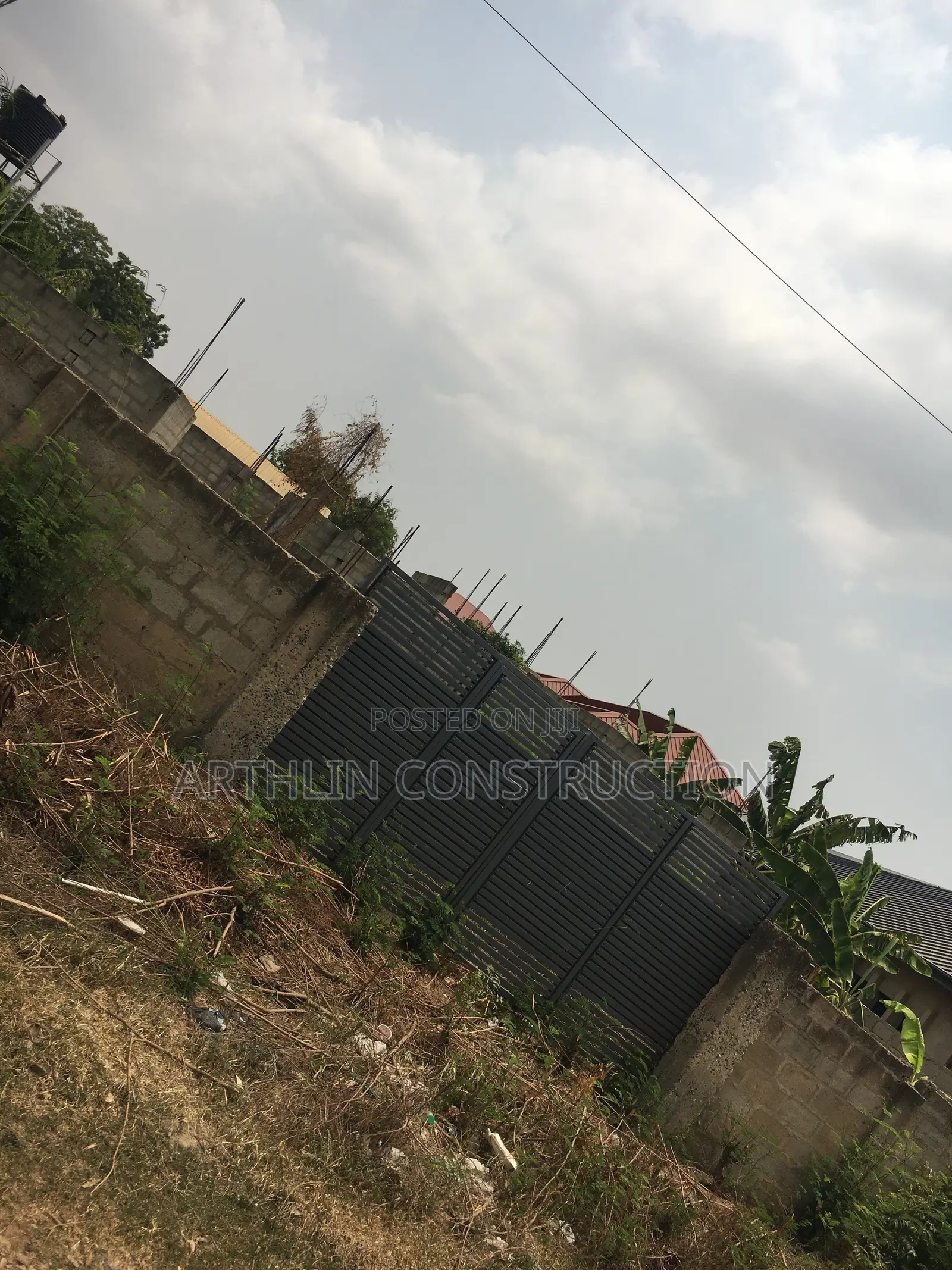 14bdrm Apartment in New Legon for sale
