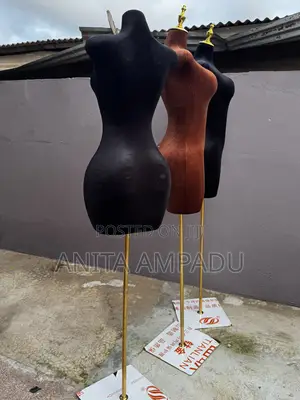 Foreign Fully Pinable Mannequins