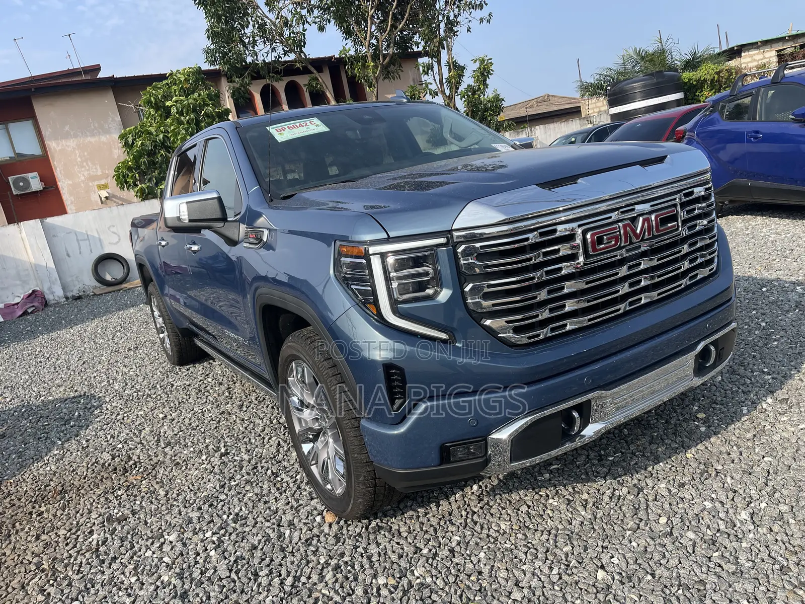 GMC Sierra 2025 Blue