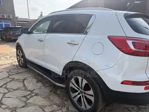 Kia Sportage EX 4dr SUV AWD (2.4L 4cyl 6A) 2013 White