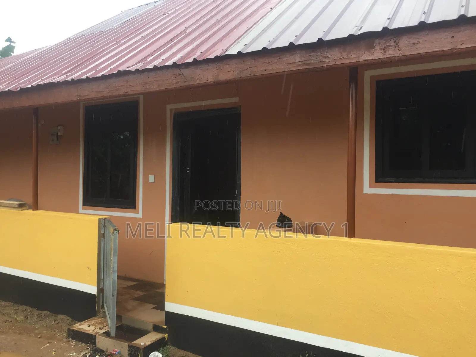 1bdrm Apartment in Mile 7, Achimota for rent