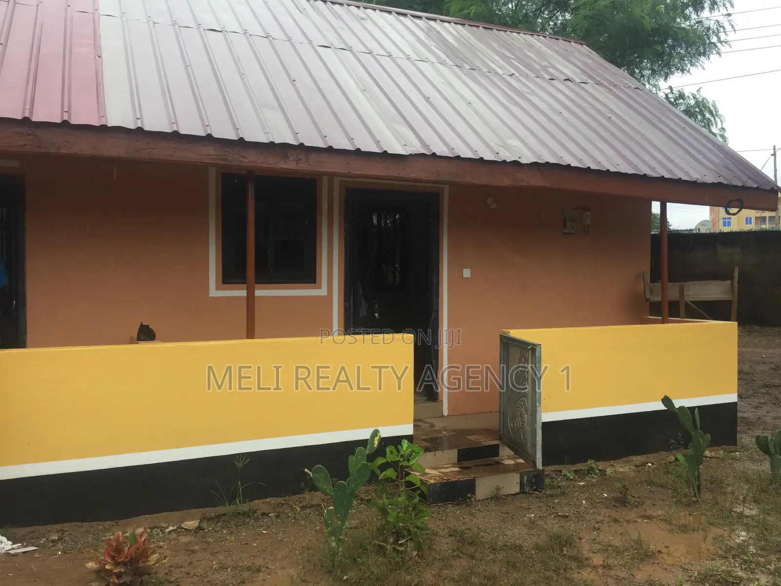 1bdrm Apartment in Mile 7, Achimota for rent