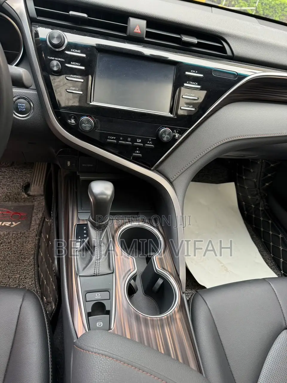 Toyota Camry 2018 White