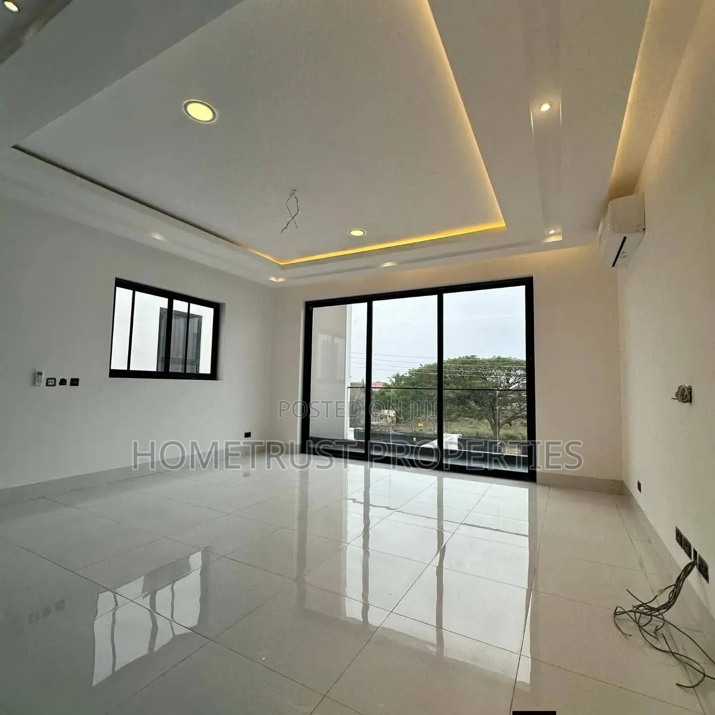 4bdrm Duplex in Spintex Shell, Baatsona Total for sale