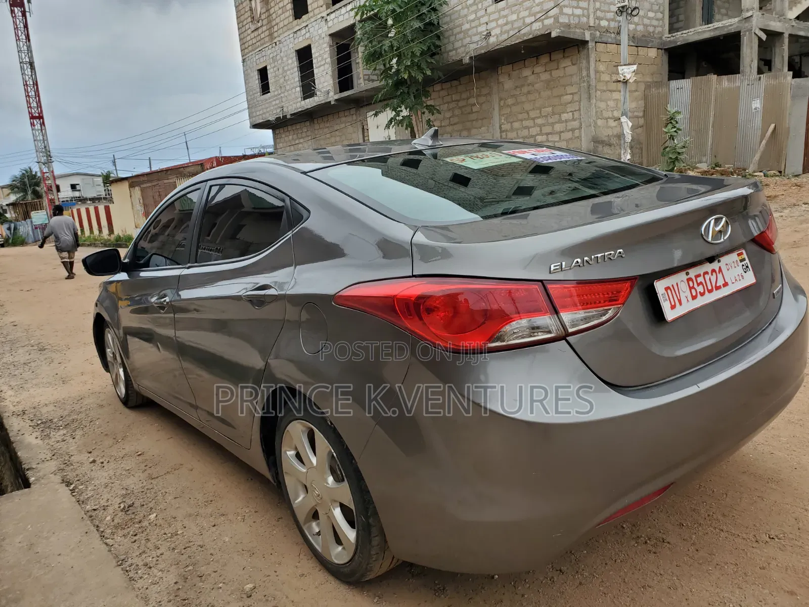 Hyundai Elantra Limited Sedan FWD (1.8L 4cyl 6A) 2013 Gray